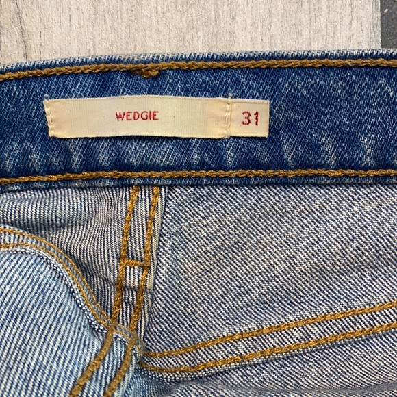 Levi’s Wedgie Jeans size 31 - Picture 6 of 6